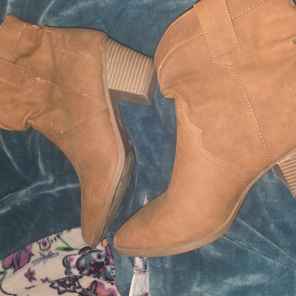 Stylish Tan Ankle Booties